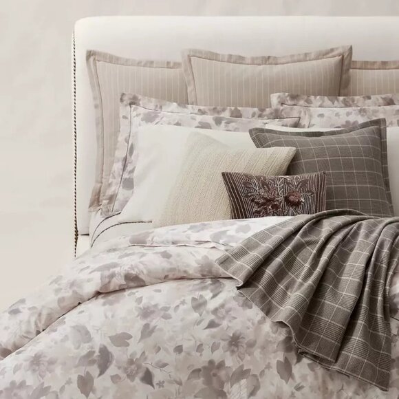 NWT $275 Ralph Lauren Throw Pillow Barkin 12" x 16" EMBELLISHED - Picture 4 of 13